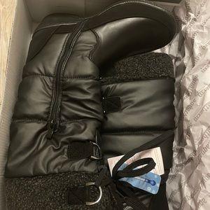 Black Aquatherm waterproof boots size 8 new with tags